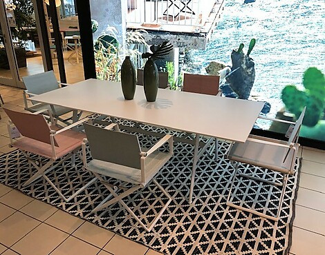 Outdoor Essgruppe - SeaX Tisch und 6 Stühle / klappbar / 3 Farben (je 2Stk.)